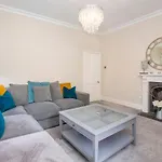 George Street Boutique With Free Parking *