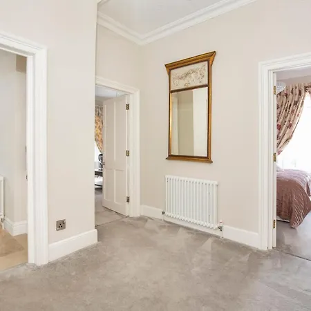 Apartment George Street Boutique With Free Parking